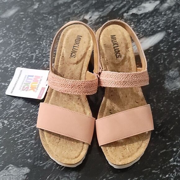 BRAND NEW MUK LUKS® WOMEN'S WINONA WEDGE SANDAL - Picture 3 of 15